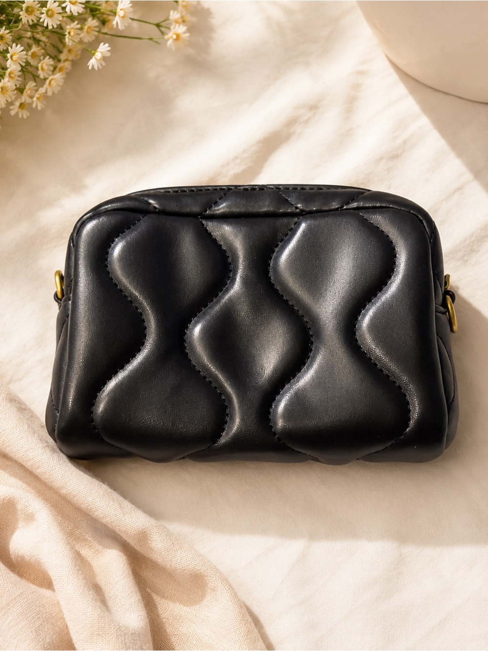 Black Quilted Wave Crossbody Bag - Unbranded